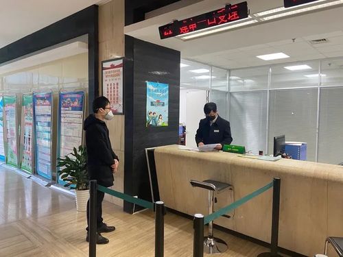 疫情防控不松懈，政務(wù)服務(wù)不斷檔，信息咨詢助民生